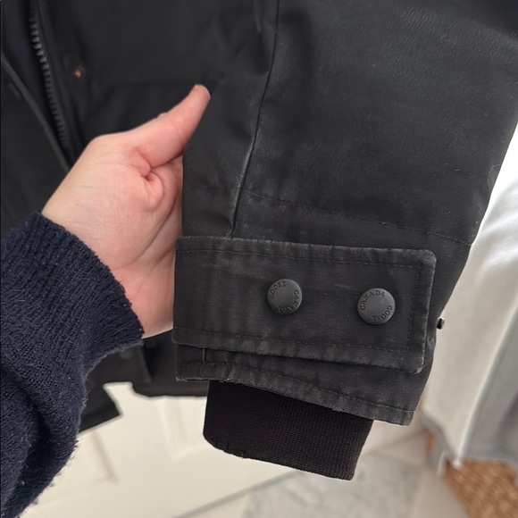 Canada Goose Black Shelburne Parka with Fur Hood - Picture 6 of 6